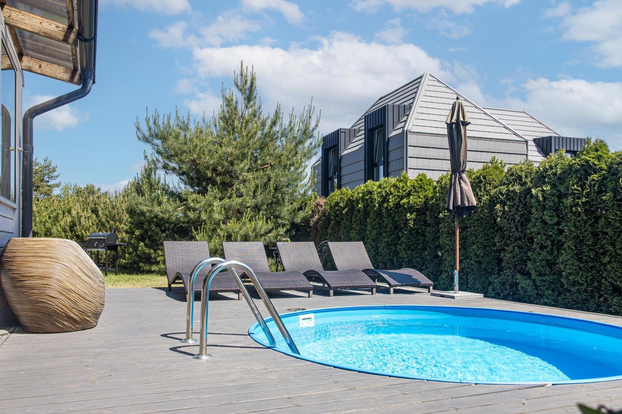 Villa With Private Pool Laumes Juosta Palanga Exterior photo